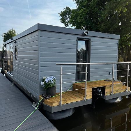 New Houseboat 2 Bedrooms Zwartsluis Bagian luar foto
