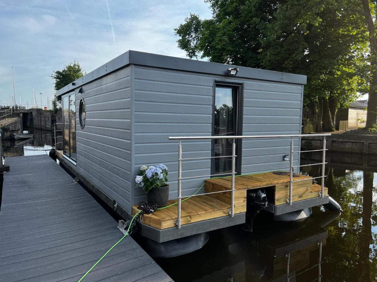 New Houseboat 2 Bedrooms Zwartsluis Bagian luar foto